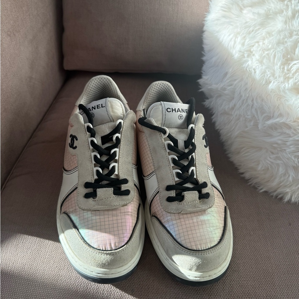 CHANEL CC Suede & Calfskin Sneakers,Size 38.5 (Fits US 8.5/EU 39)Pink/Grey/White - Picture 13 of 15